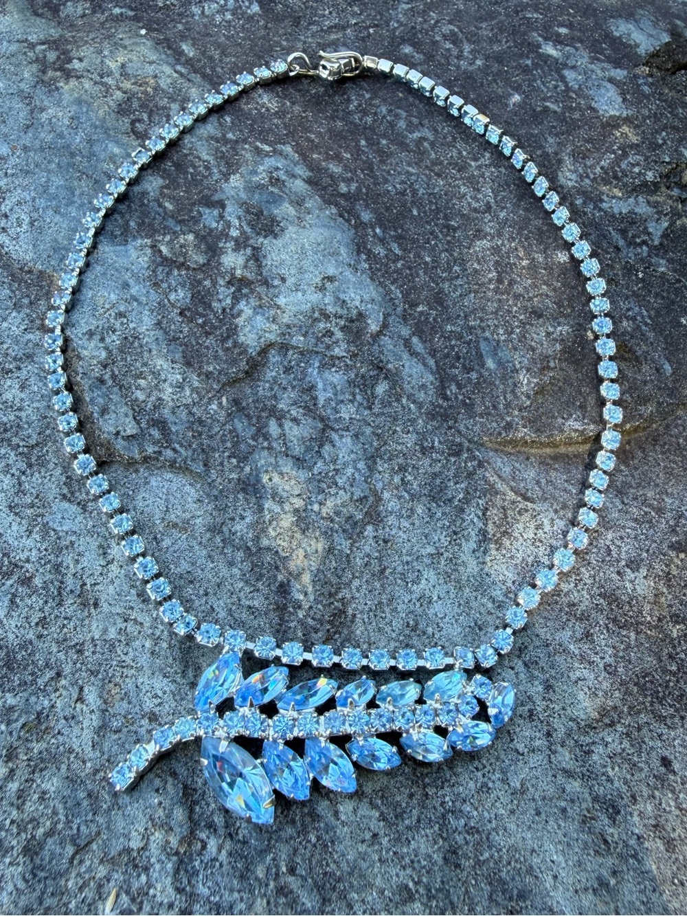 Vintage Silver Crystal Leaf Necklace with Clear Stones